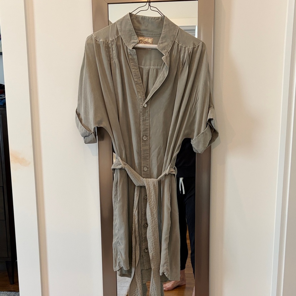 Gypsy 05 Breezy Silk Dress in Grey